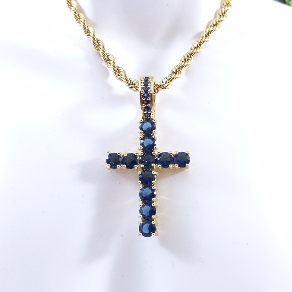 💙 18" x 3mm 14K GP Rope Chain + Religious Pendant - Picture 4 of 8